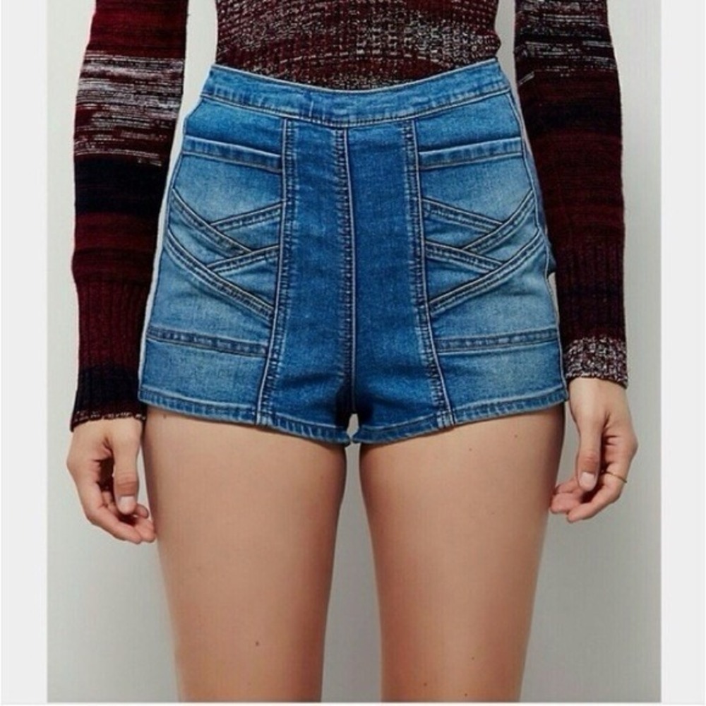 Free People High Rise Radar Love Jean Shorts Size 24